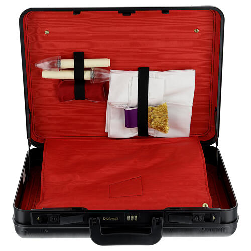 Podróżny zestaw liturgiczny, walizka 4