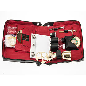 Valises Chapelle: Etui en cuir pour célébration Valises Chapelle: Etui en cuir pour célébration