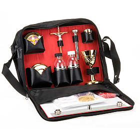 Messkoffer: Tasche aus Leder und Bast Messkoffer: Tasche aus Leder und Bast