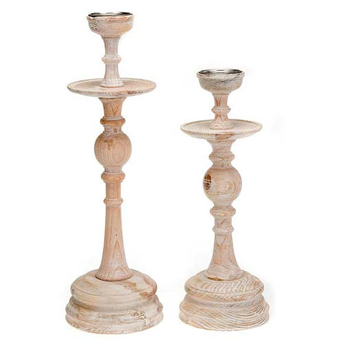 Natural wood standing candle-holder 1