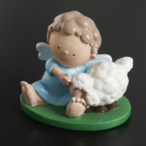 Anjo com ovelha 6x5 cm resina corada 2