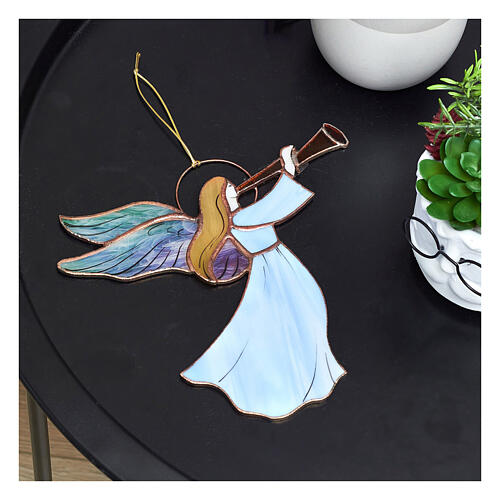 Angel with coloured glass flute for hanging 3