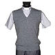 V-neck light grey waistcoat s1