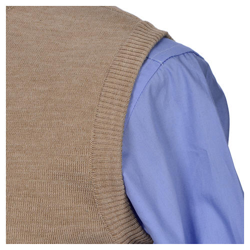 Gilet ras du cou beige 7