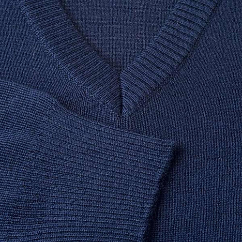 V-neck blue pullover 3