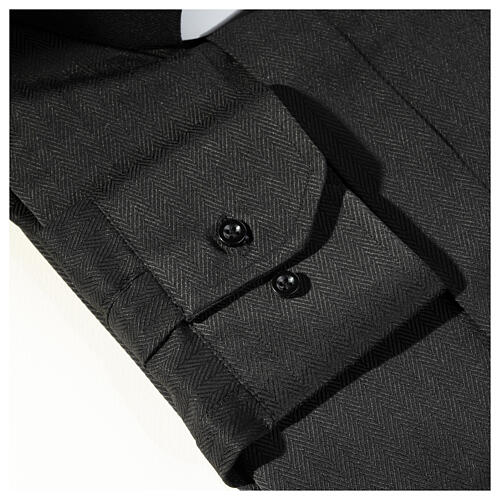 Collarhemd mit Langarm aus leicht zu bügelnden Baumwoll-Polyester-Mischgewebe mit Fischgrätenmuster in der Farbe Schwarz Cococler 5