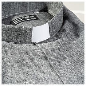 Collarhemd aus Leinen-Baumwoll-Mischgewebe in der Farbe Grau mit Langarm Cococler
