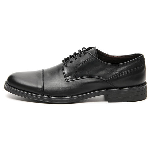 Schuhe aus Echtleder schwarz matt mit Zehenkappennaht 1