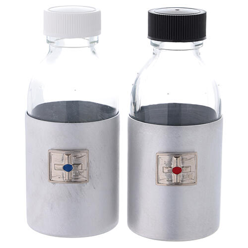 Glass cruets of 125 ml with artificial black leather bag 1