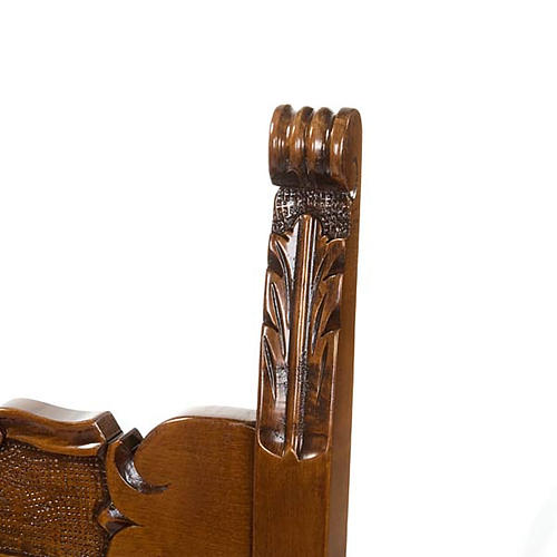 Silla tipo barroco para sacristía de madera de nogal 4