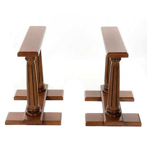 Sarghalter aus Nussbaumholz, paarweise verkauft 1