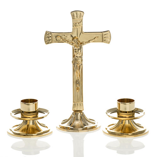 Messing Altargarnitur Kreuz mit Kerzenleuchter 1