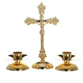 Altarkreuze mit Kerzenhaltern: Kerzenleuchter und Kreuz Garnitur für Altar Messing Altarkreuze mit Kerzenhaltern: Kerzenleuchter und Kreuz Garnitur für Altar Messing