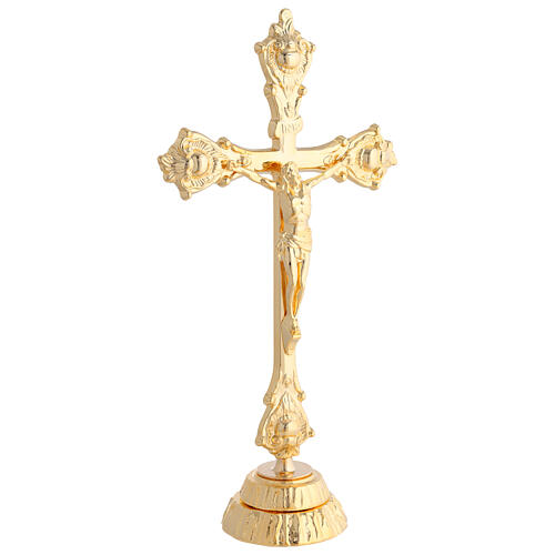 Croix d'autel et chandeliers assortis 4