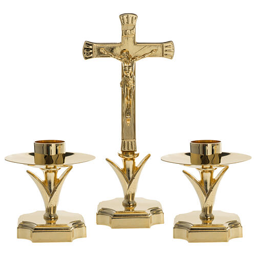 Candelabro para el altar con cruz 1