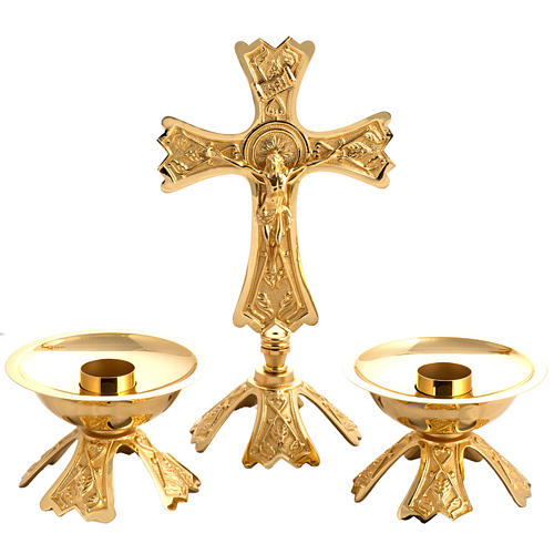 Altarkreuz und Kerzenleuchter vergoldete Gussbronze 1