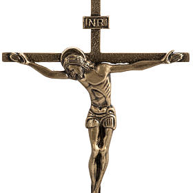 Croix d'autel et chandeliers en bronze oxydé