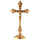 Crucifixo de mesa em latão dourado brilhante 38 cm s1