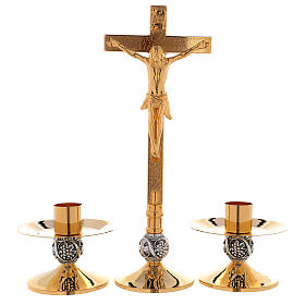 Set d'autel croix et chandeliers raisin et croix laiton doré 24k