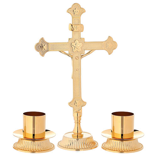 Altarset aus Kreuz und Leuchtern aus vergoldetem Messing 3