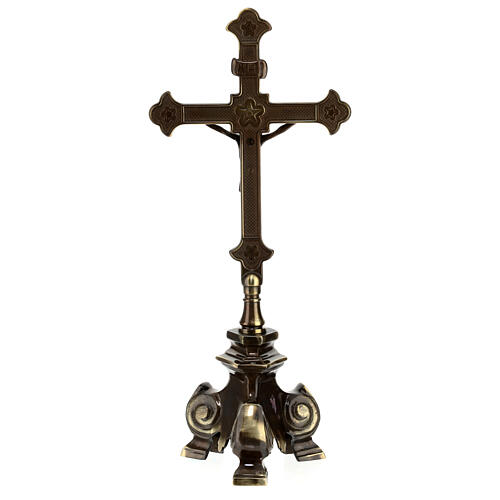 Altar-Kreuz-Kandelaber-Set aus antikem Messing 7