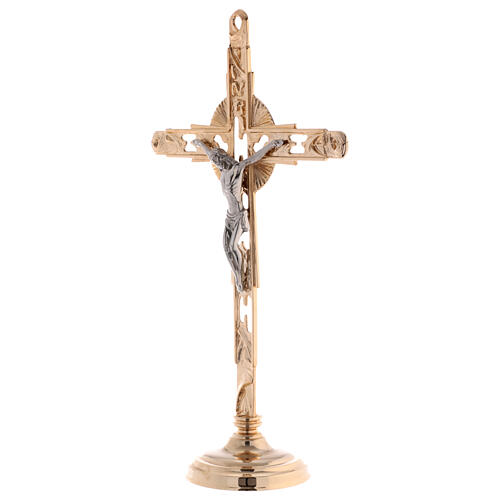 Conjunto altar crucifixo bicolor castiçais latão 5