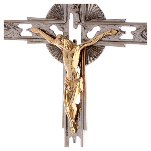 Conjunto altar dois castiçais cruz bicolor latão 3