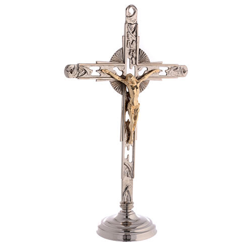 Conjunto altar dois castiçais cruz bicolor latão 5