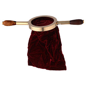 Sac pour offrandes velours manche bois s4