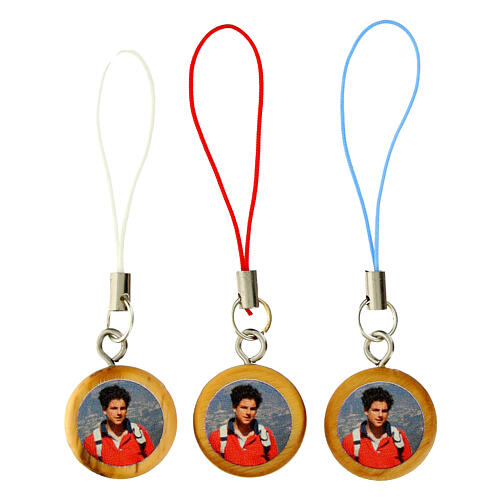 Telefonanhänger Carlo Acutis aus Olivenholz 2