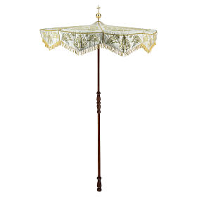 Ombrelle de procession broderie dorée JHS arabesques et volutes florales