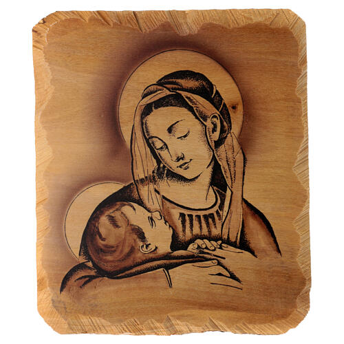 Virgen de la mirada tierna de madera de olivo 1