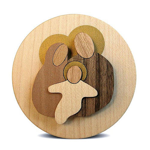Round wooden favour with Holy Family 3