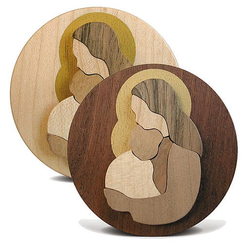 Round wooden favour with Virgin Mary with Baby Jesus 1
