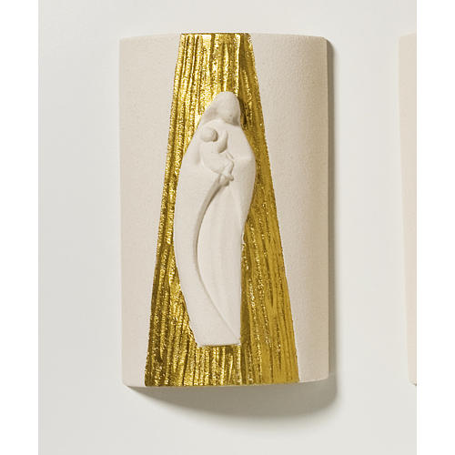 Bajorrelieve blanca María dorada con rayos 17.5 cm. 1