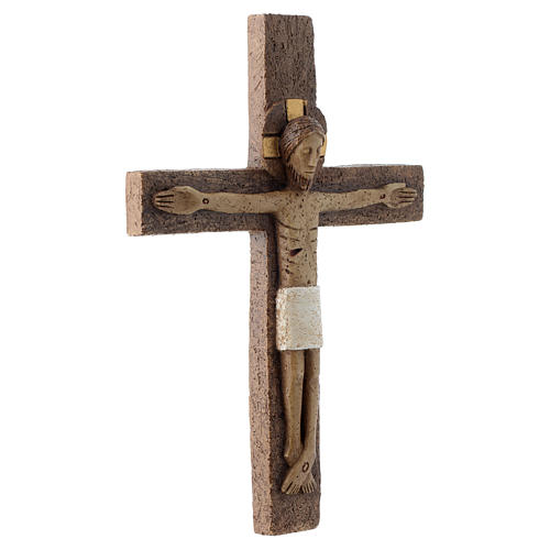 Crucifix en pierre 3