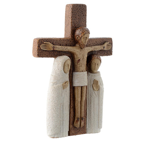 Crucifix en pierre, la compassion 3