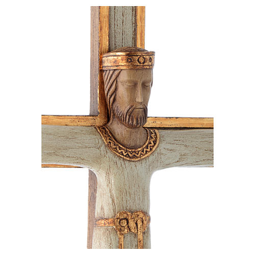 Crucifix en pierre, Chist, roi en blanc, croix blanche 4