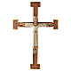 Crucifix en pierre, Chist, roi en blanc, croix marron s1