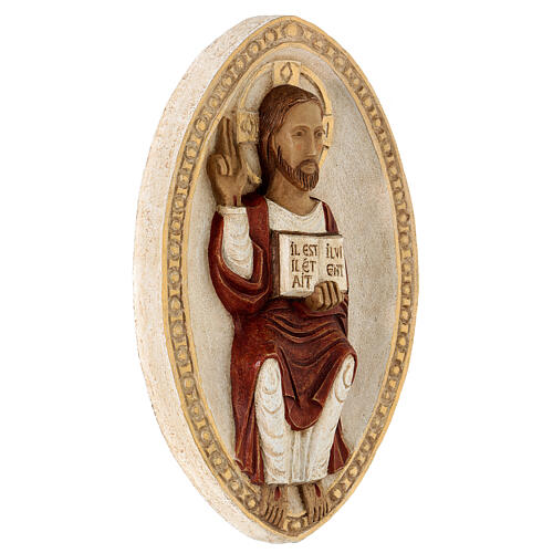 Bas-relief de Jésus le Vivant veste rouge 3