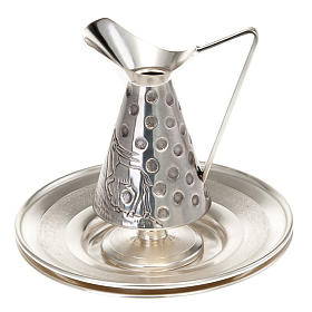 Chiselled ewer and basin s4