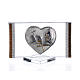 Cuadro en vidrio con corazón laminado en plata con detalles dorados en los bordes s1