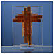 Kreuz aus Muranoglas Heilige Familie bernsteinfarben, 8 cm s4