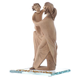 Holzstatue auf Kristallsockel Beschützende Mutter, 20 cm