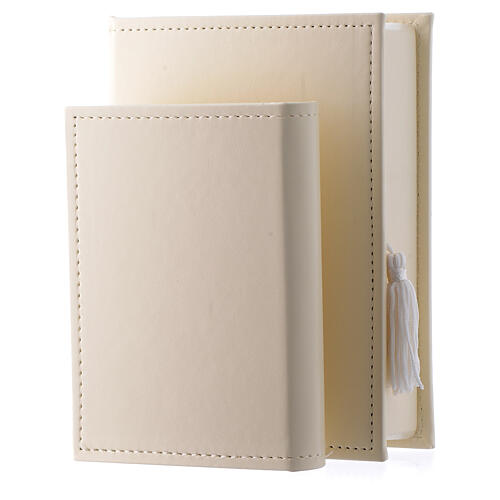 Taufevangelium aus Kunstleder mit Etui und Silber-Laminat-Plakette 2