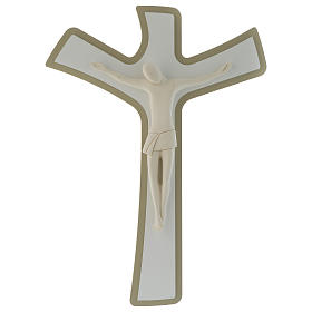 Crucifijo blanco y gris ceniciento cuerpo de resina estilizado cruz de madera
