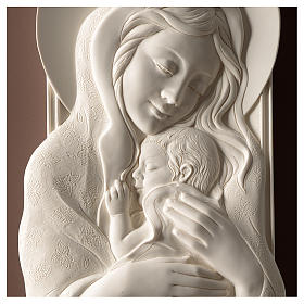 Maternity, vertical bas-relief in resin and wood