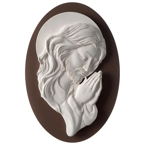 Jesus in Prayer, oval bas-relief in resin and wood 1
