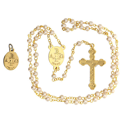 Communion souvenir set with golden rosary and pearl glass 3