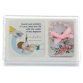 Kleines Andenken zur Taufe, das aus einem Kästchen mit Rosenkranz (10 Kugeln) und kleinem Bild auf Englisch besteht.